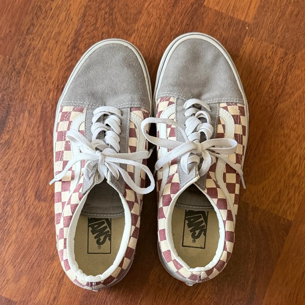 Vans Checkerboard Lace-Up Sneakers - Maroon/White with Gray Suede - Picture 5 of 7